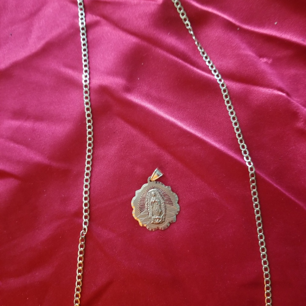 14 k Guadalupe necklace with 20 inch 10 kt chain
